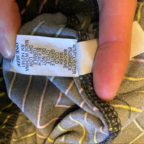 Leggings. One size. Comfy AND super cute. - Picture 7 of 7